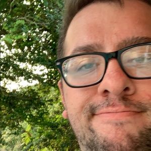 Meet your Posher, Jonathan